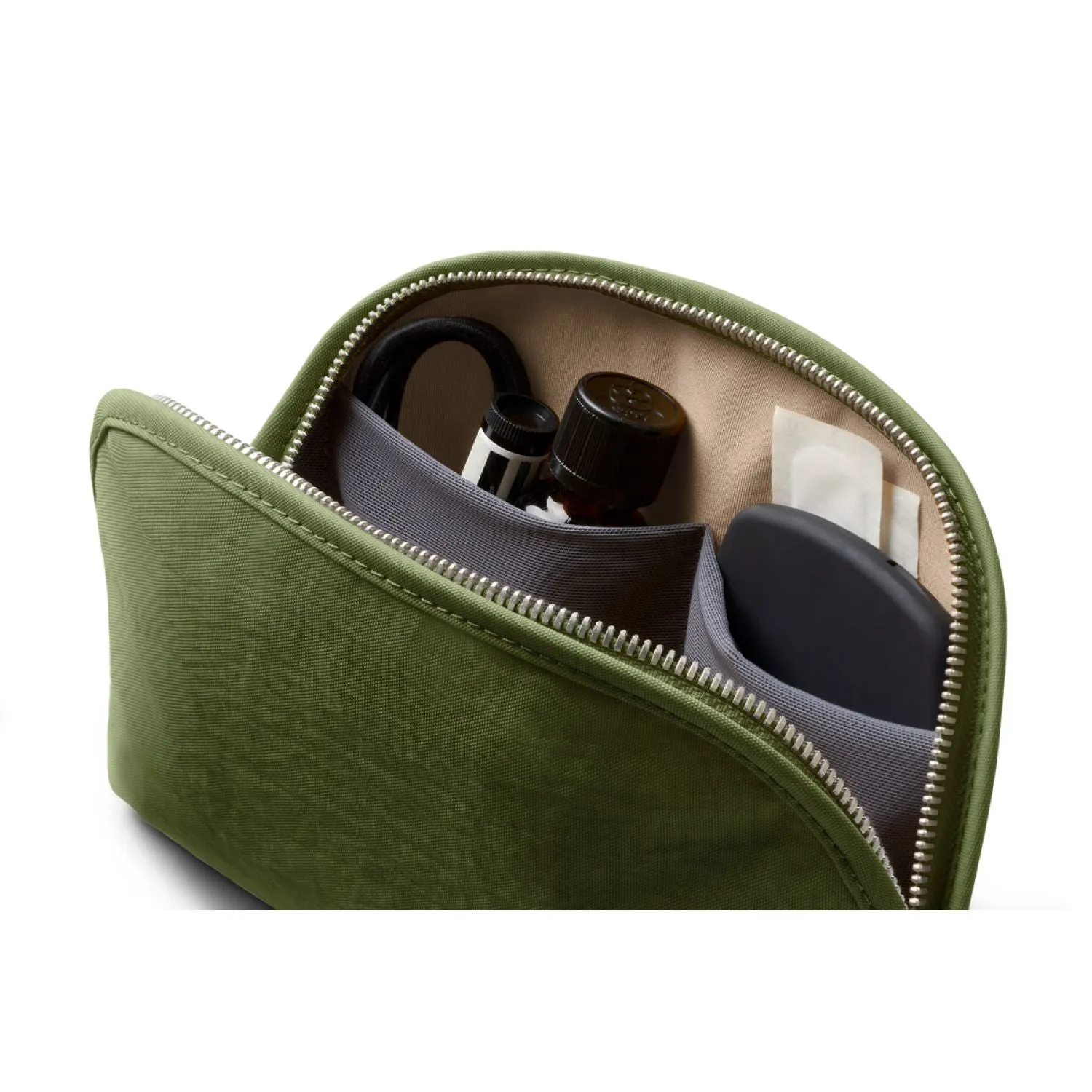 Bellroy Classic Pouch