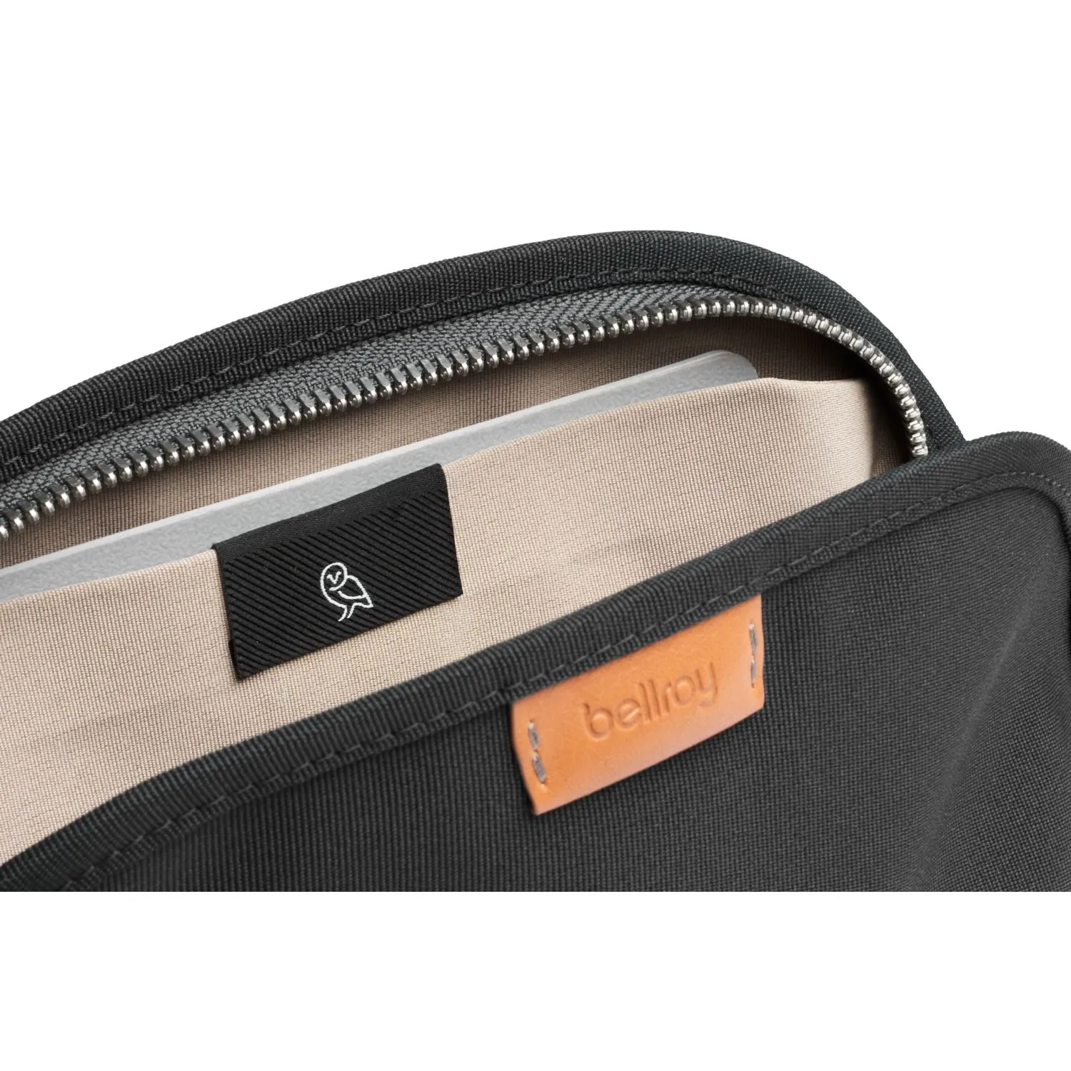 Bellroy Classic Pouch