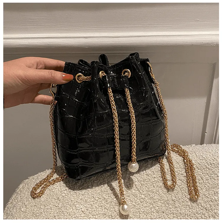 Metal Chain Drawstring Mini Bucket Bag Crossbody